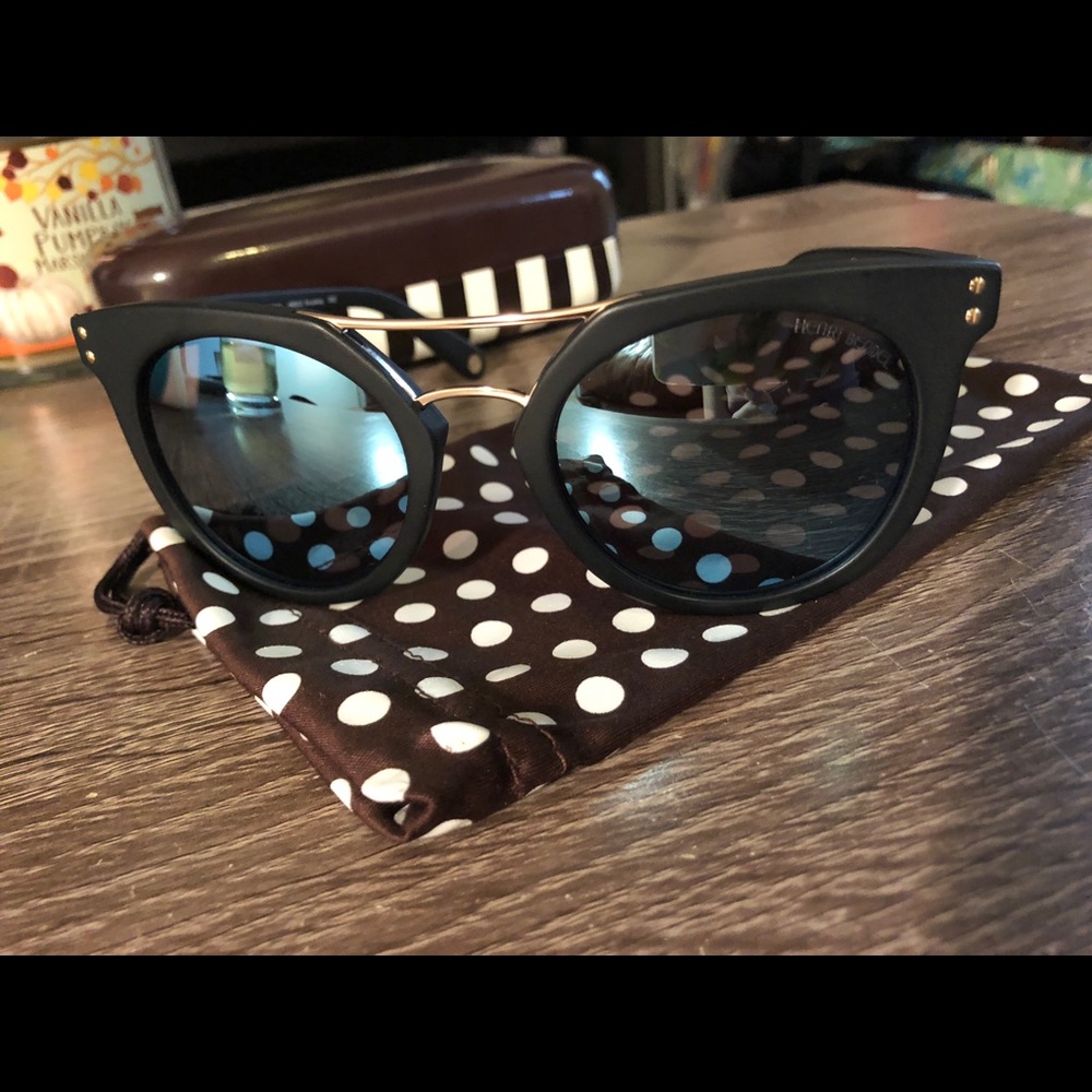 Henri Bendel Broadway Sunglasses 🕶 NWOT